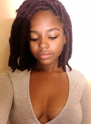 ebony teen nude selfies