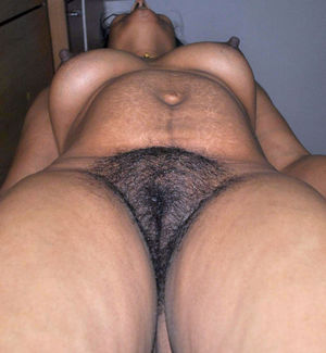 Big Old Hairy Black Pussy - big fat black hairy pussy porn pics.