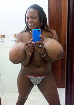 hot black girls with big boobs