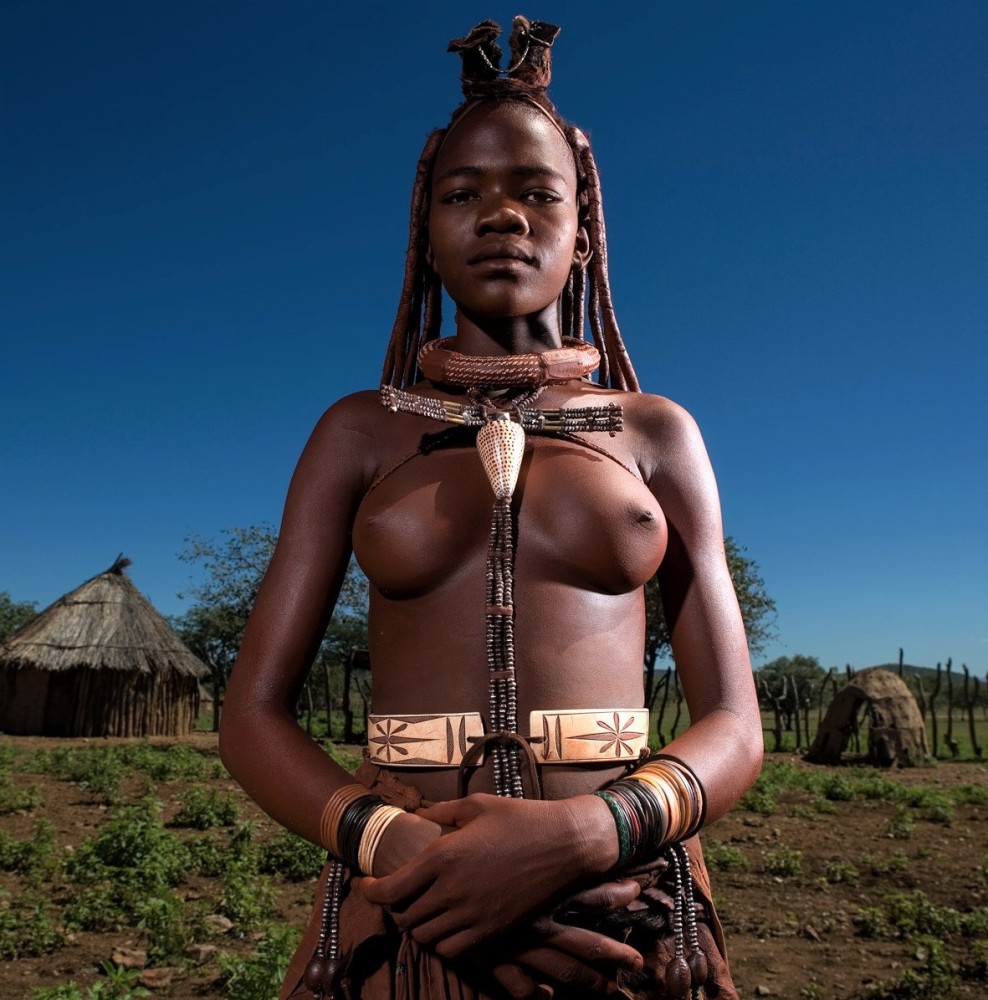 PUBLIC NUDITY PROJECT: Himba people (Namibia) .